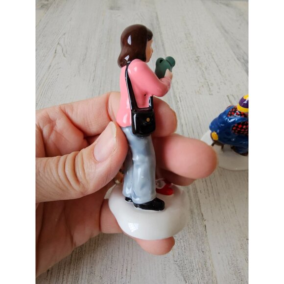 Dept 56 54976 another man's treasures AS IS moose chest people accessories set - Picture 15 of 16